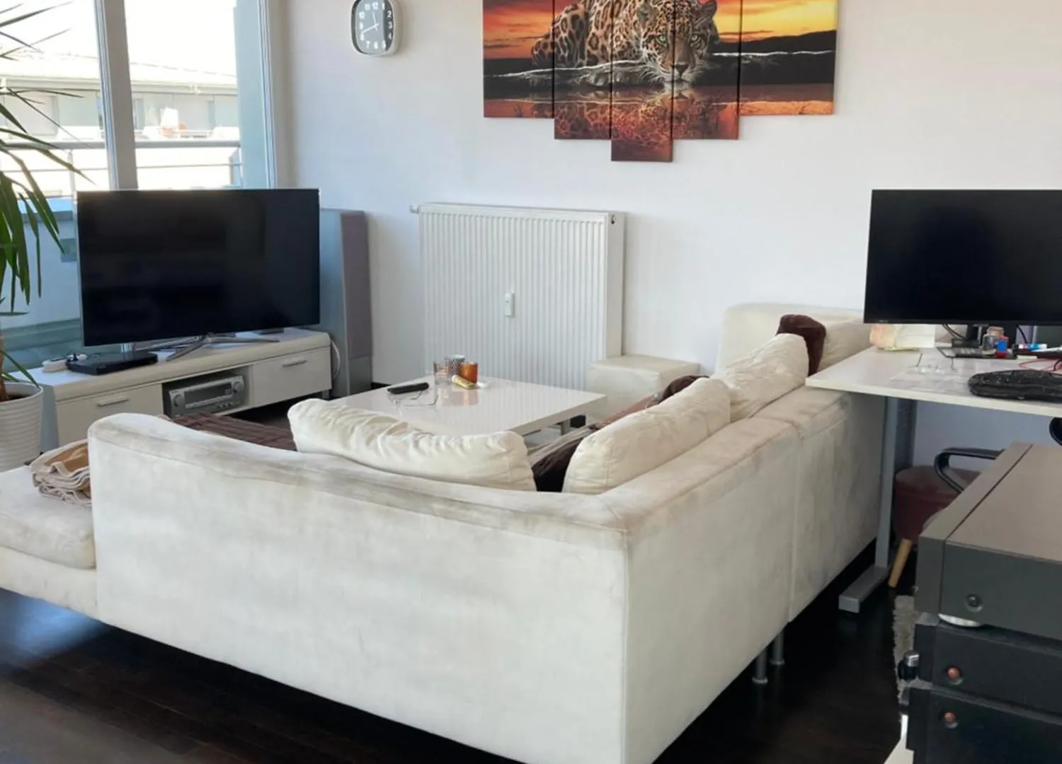Helle, Neuwertige Penthouse-Wohnung Regensburg 0*,